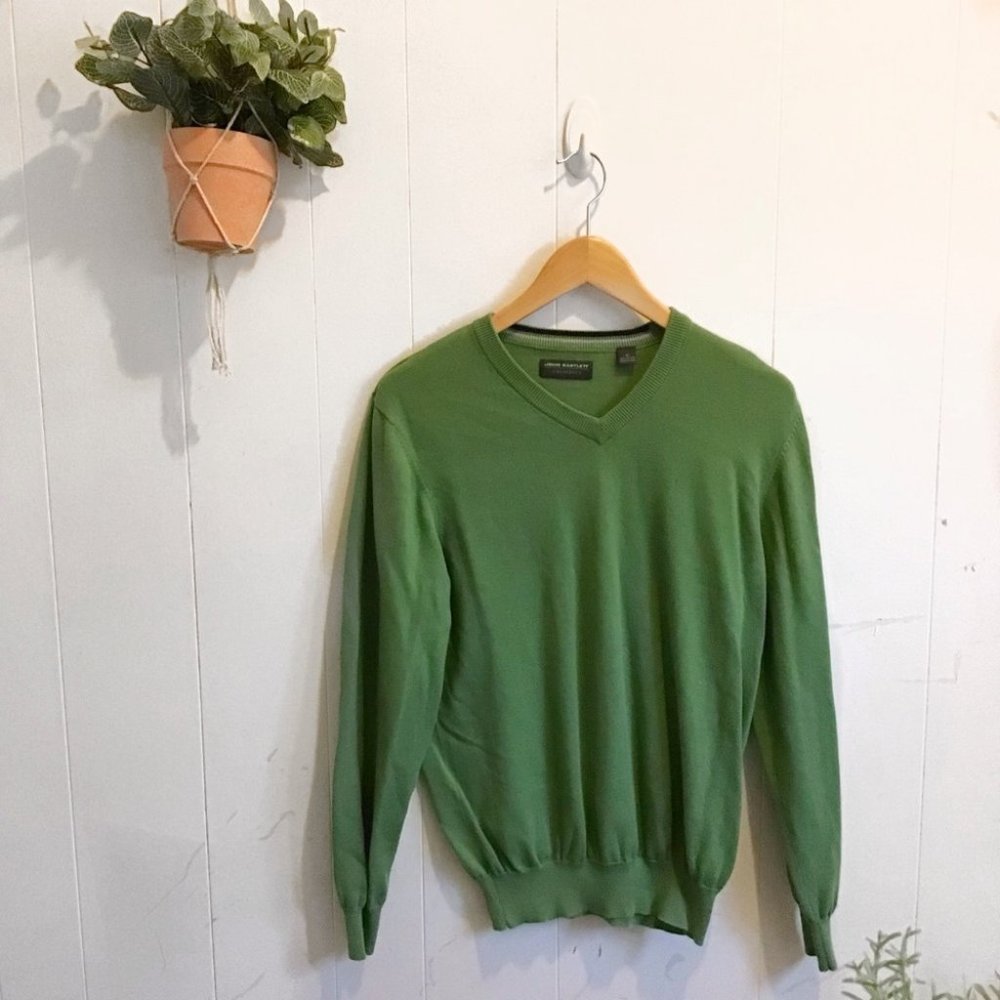 John Bartlett Green Vneck Sweater!
